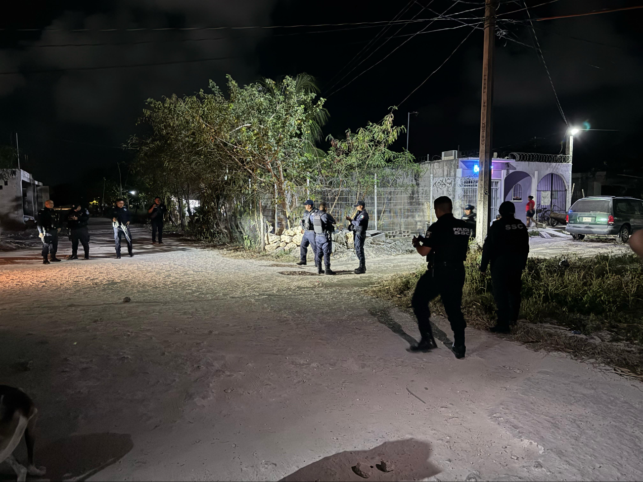Los elementos de seguridad solicitaron una ambulancia para brindar servicio a un afectado Los elementos de seguridad solicitaron una ambulancia para brindar servicio a un afectado