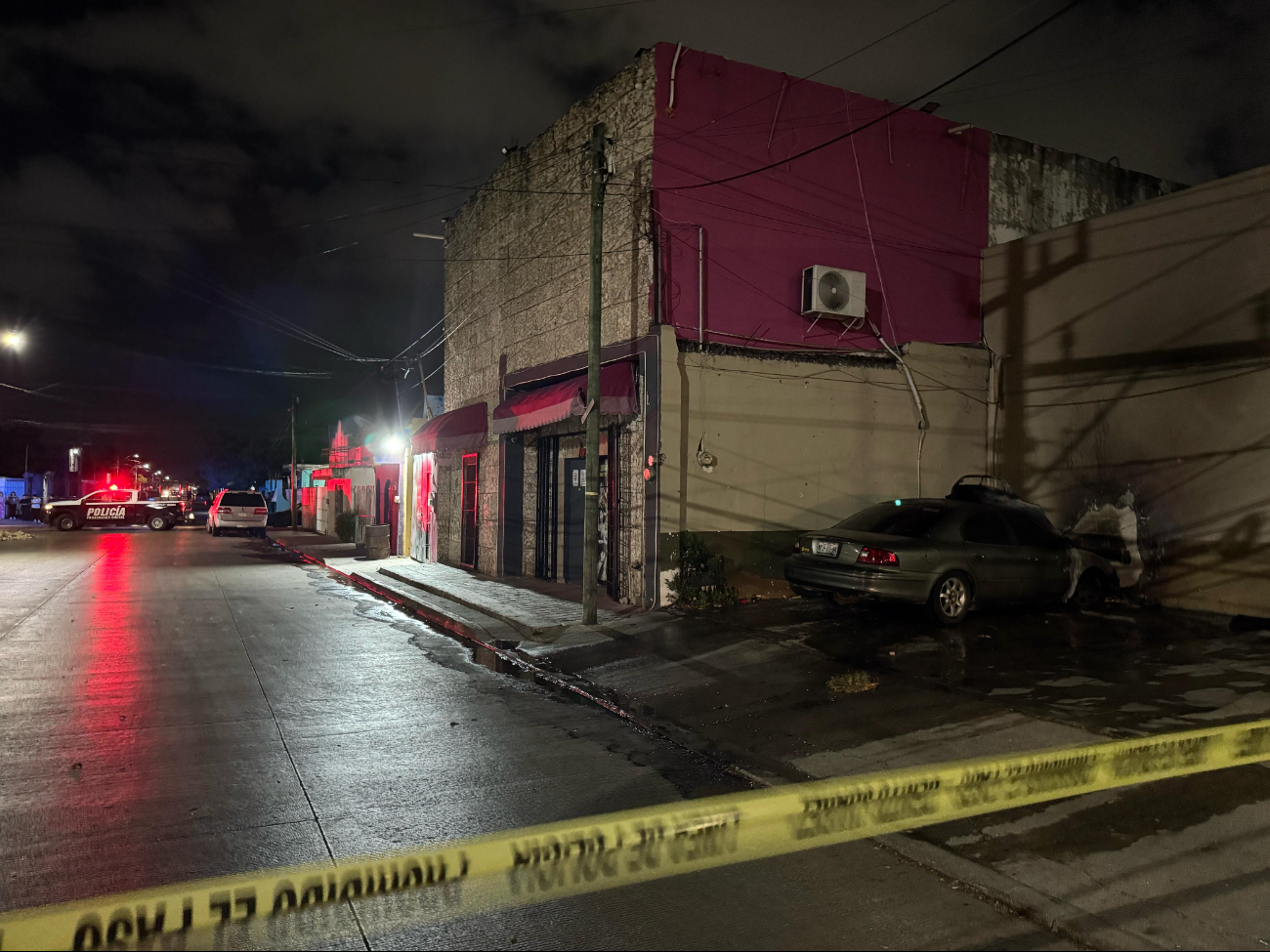 Dan más de 15 balazos a un bar; un vehículo termina quemado Dan más de 15 balazos a un bar; un vehículo termina quemado