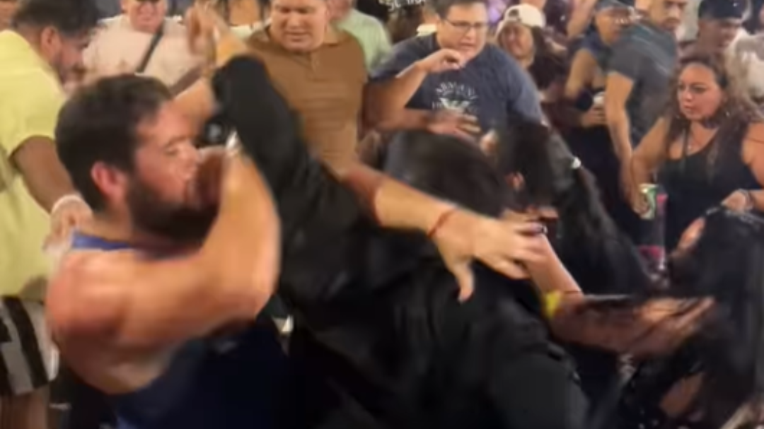 Durante el concierto en el Carnaval de Progreso también se registraron peleas