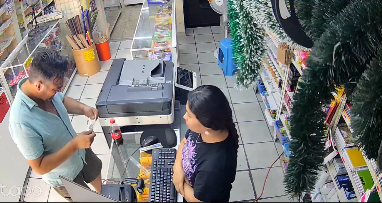 Exhiben a un hombre luego de intentar pagar con un billete falso en Mérida