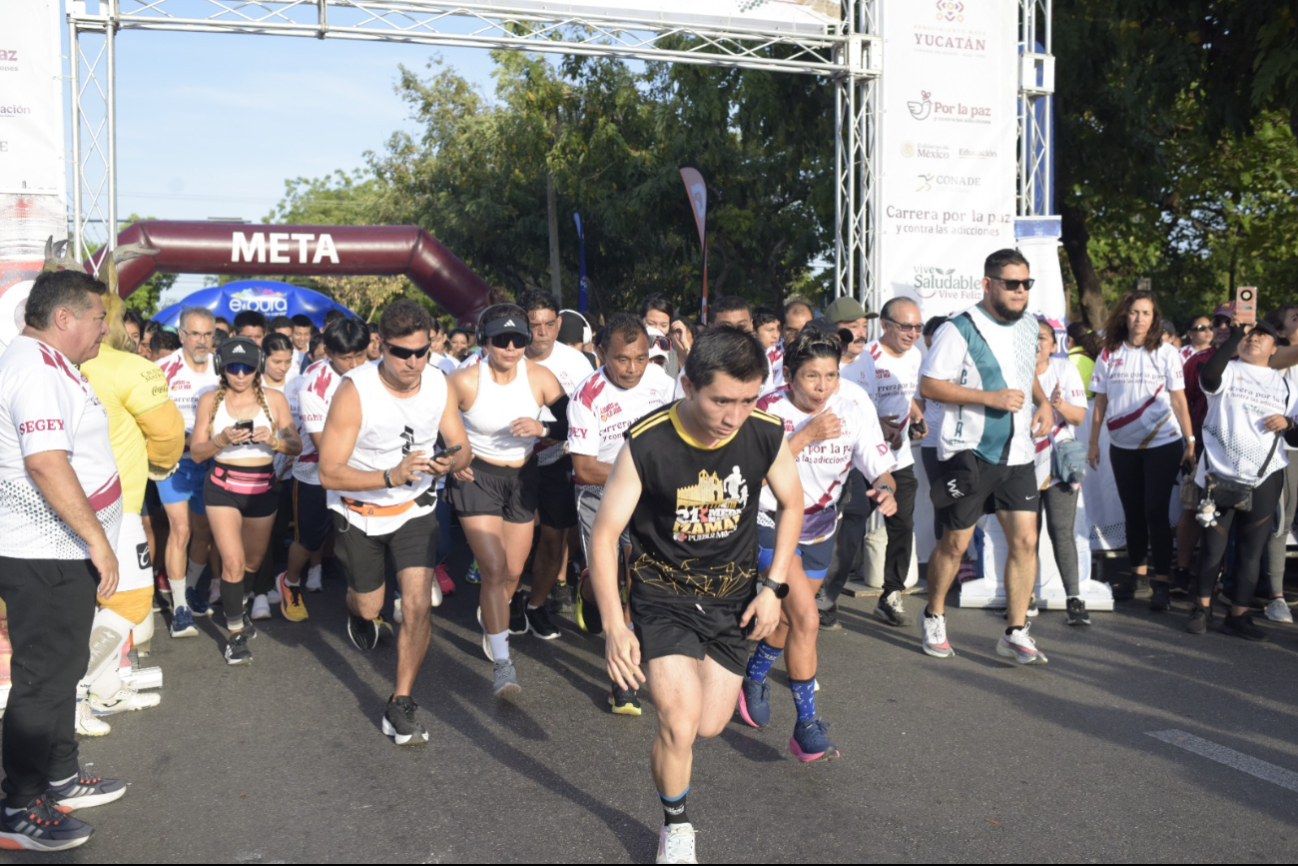 Mérida participa en la primera Carrera y Caminata por la Paz y en Contra de las Adicciones