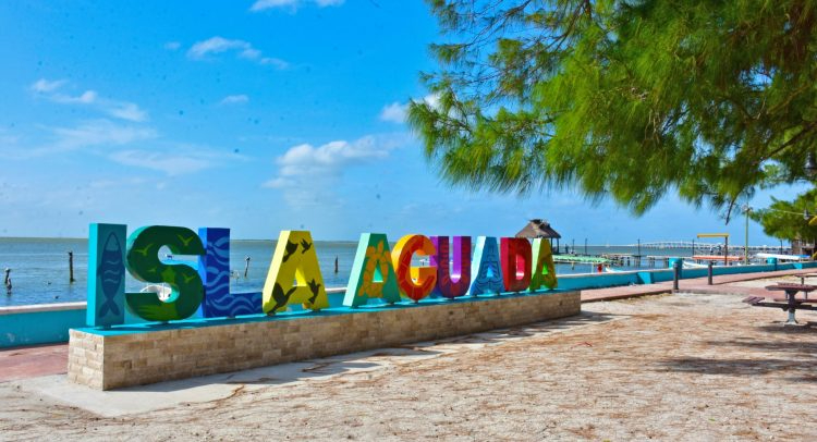 Isla Aguada: Un paraíso costero Isla Aguada: Un paraíso costero