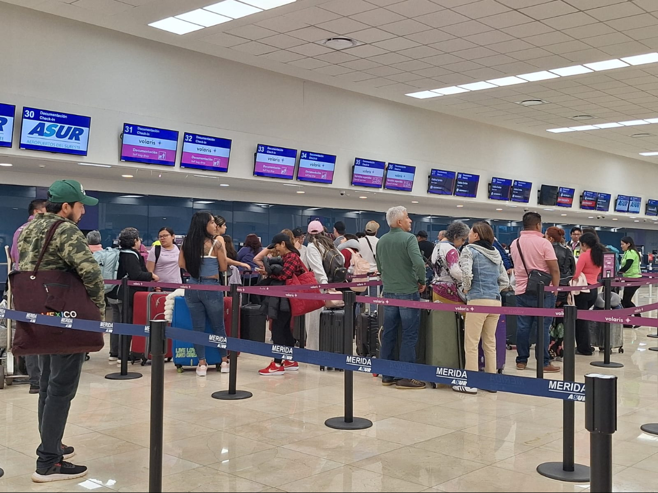 Hay buena afluencia de pasajeros en el aeropuerto de Mérida Hay buena afluencia de pasajeros en el aeropuerto de Mérida