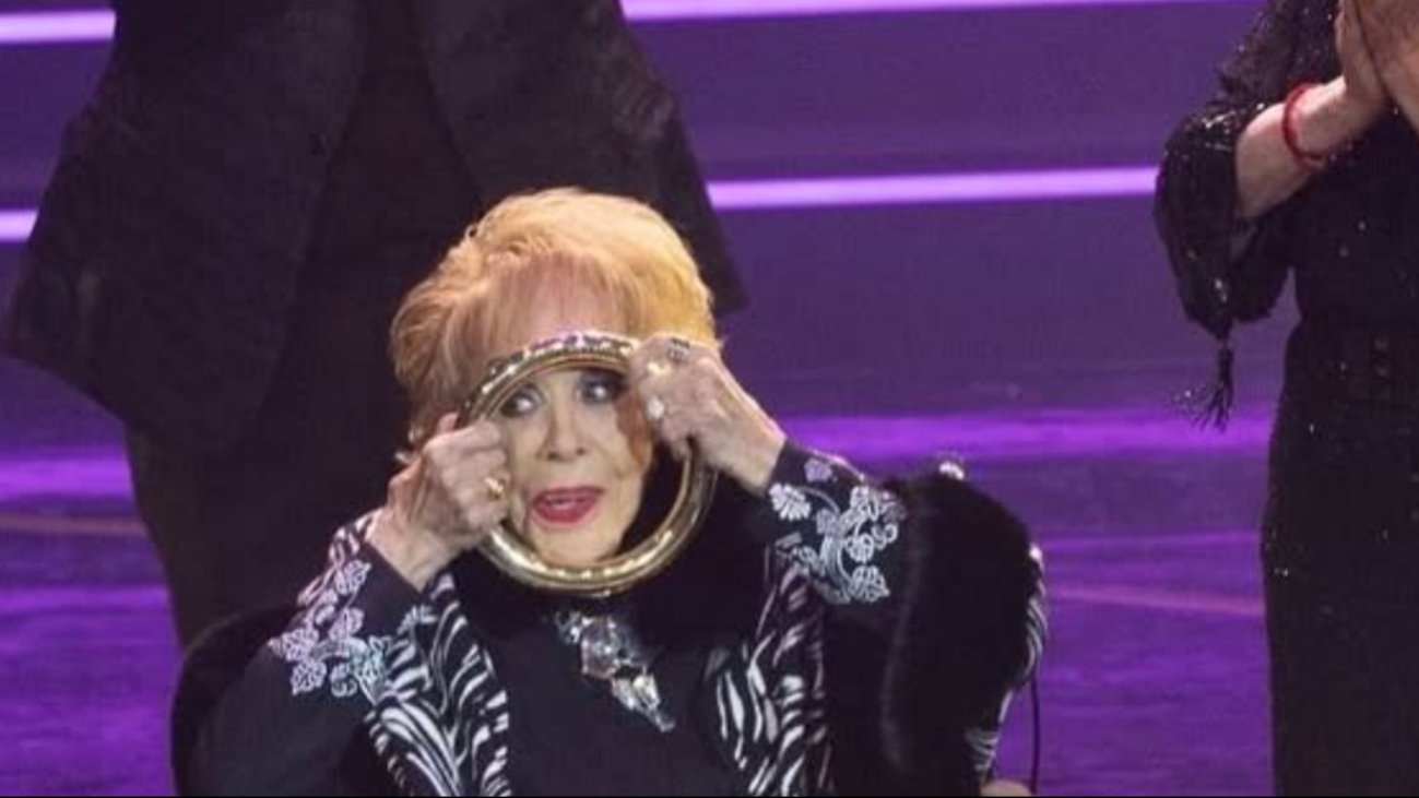 ¿Silvia Pinal fue inyectada para dar funciones de teatro? ¿Silvia Pinal fue inyectada para dar funciones de teatro?