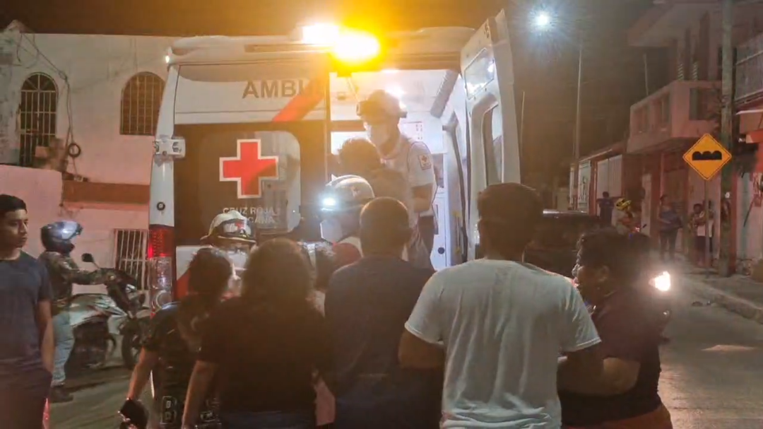 Choque de Motos Deja a Cuatro Personas Hospitalizadas Choque de Motos Deja a Cuatro Personas Hospitalizadas
