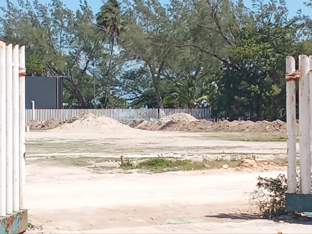 Unidad “Bicentenario" de Chetumal, no tiene para cuándo terminarse