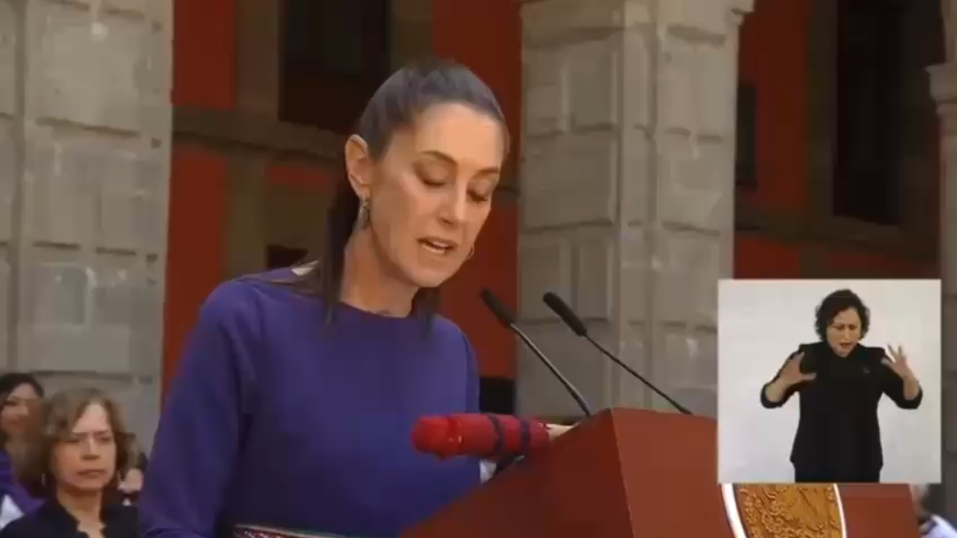 La presidenta de México, Claudia Sheinbaum Pardo, recibió el Bastón de Mando de manos de mujeres autoridades indígenas La presidenta de México, Claudia Sheinbaum Pardo, recibió el Bastón de Mando de manos de mujeres autoridades indígenas