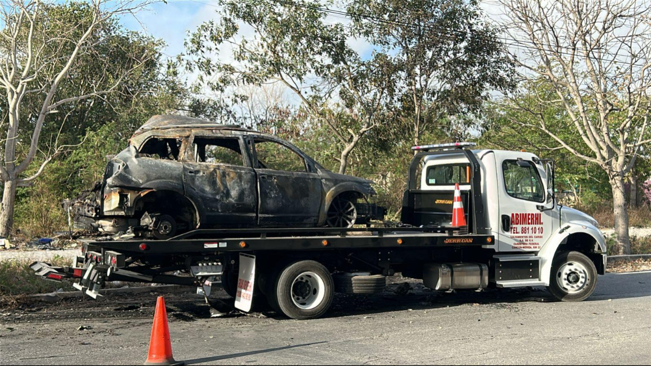 El coche abandonado había sufrido un incendio la semana pasada El coche abandonado había sufrido un incendio la semana pasada