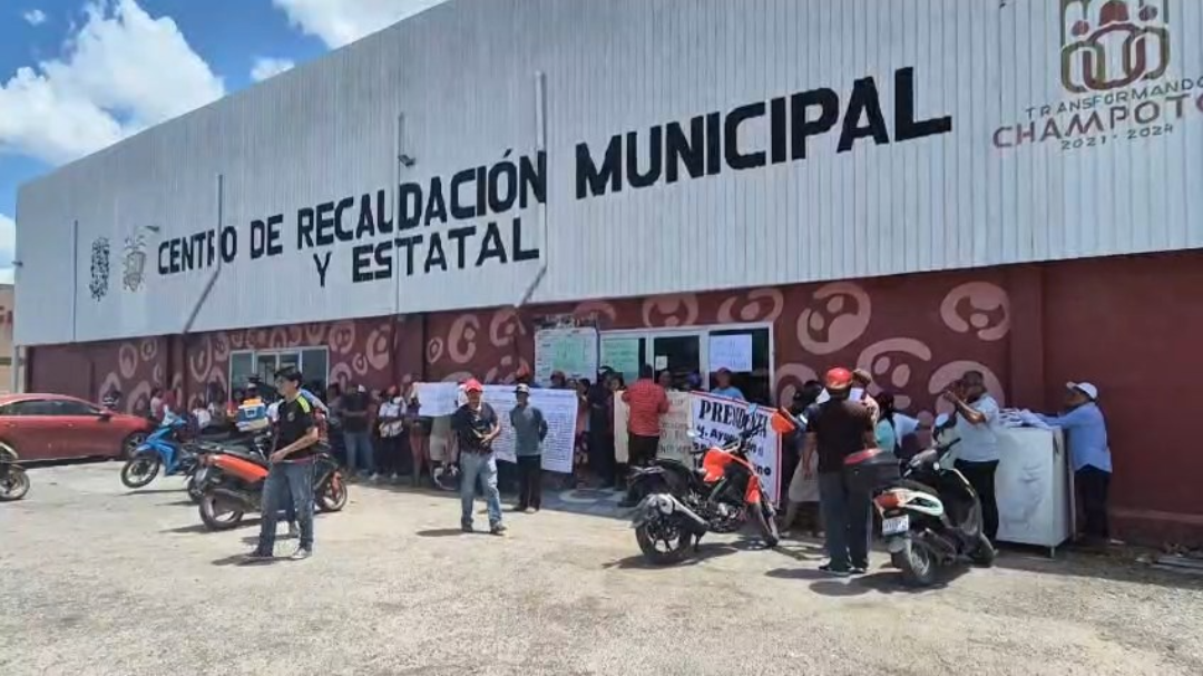 En la protesta participan personas de cuatro asentamientos: El Huanal, Nuevo Amanecer, Guerrero y Palmitas