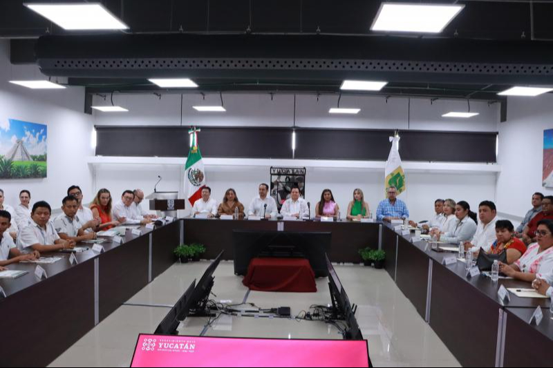 Esta reunión informativa con municipios es el primer paso para la instalación de los Comités Comunitarios