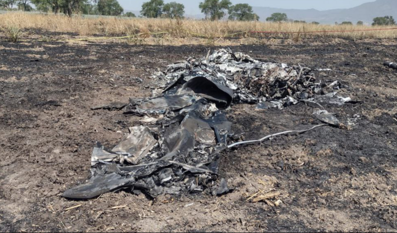 Accidente aéreo en Ameca involucró a oficiales de la Fuerza Aérea Mexicana Accidente aéreo en Ameca involucró a oficiales de la Fuerza Aérea Mexicana