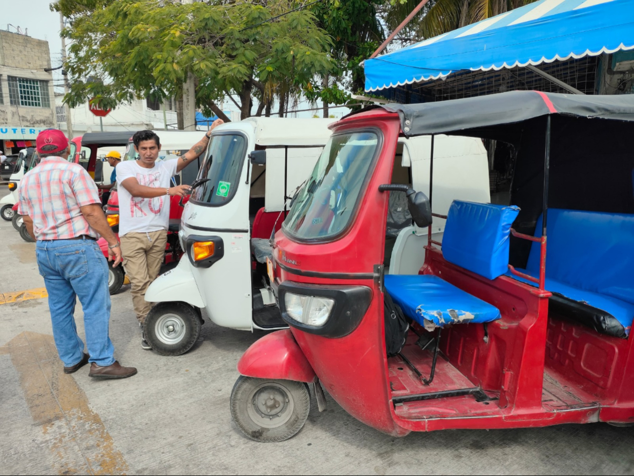 Gobierno de Campeche retira concesiones irregulares de transporte