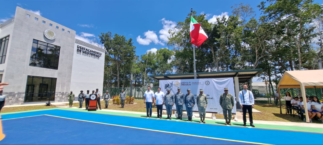 La ceremonia oficial fue encabezada por autoridades federales, estatales y municipales La ceremonia oficial fue encabezada por autoridades federales, estatales y municipales