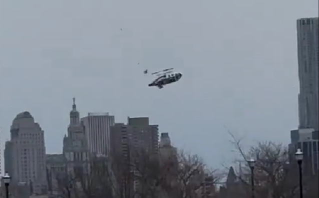 La cola del helicóptero estaba partida antes de caer sobre el río Hudson