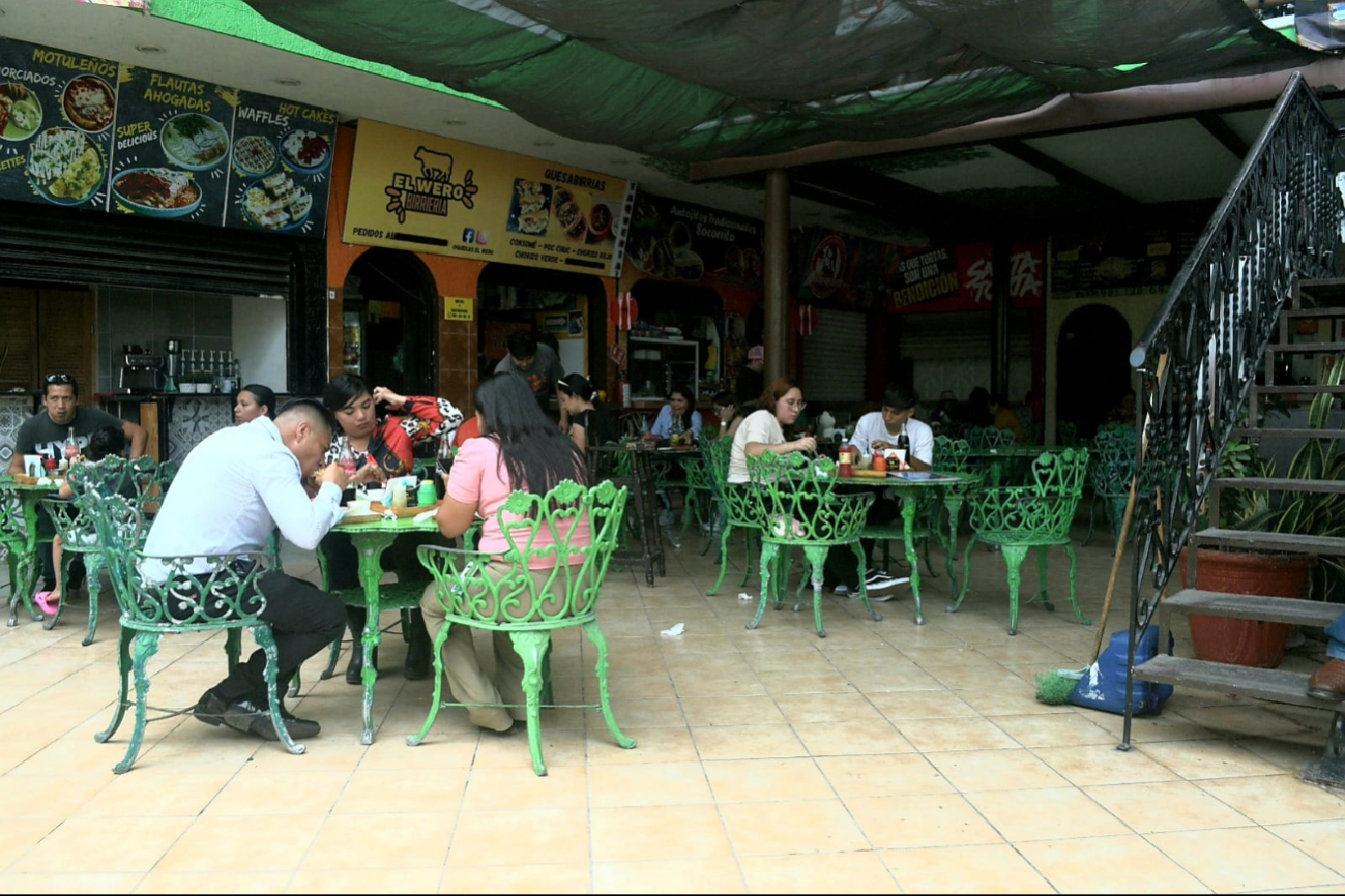 Empresarios turísticos de Campeche refuerzan recomendaciones ante calor extremo Empresarios turísticos de Campeche refuerzan recomendaciones ante calor extremo