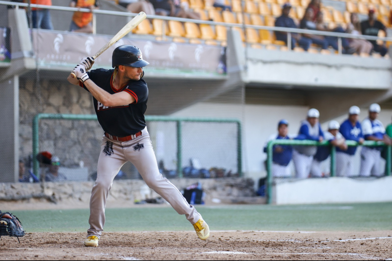 Piratas de Campeche campeones invictos de la Baja Series 2025