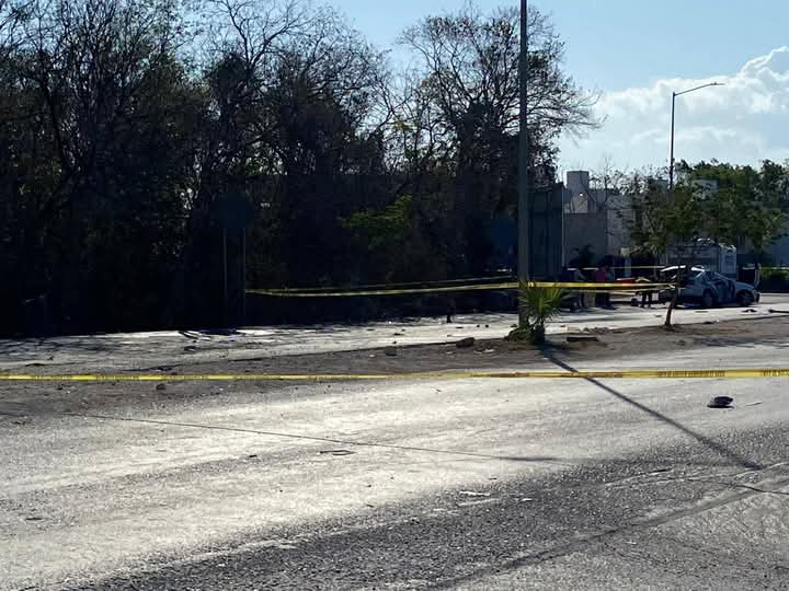 Fatal accidente en autopista de Playa del Carmen, deja tres personas sin vida