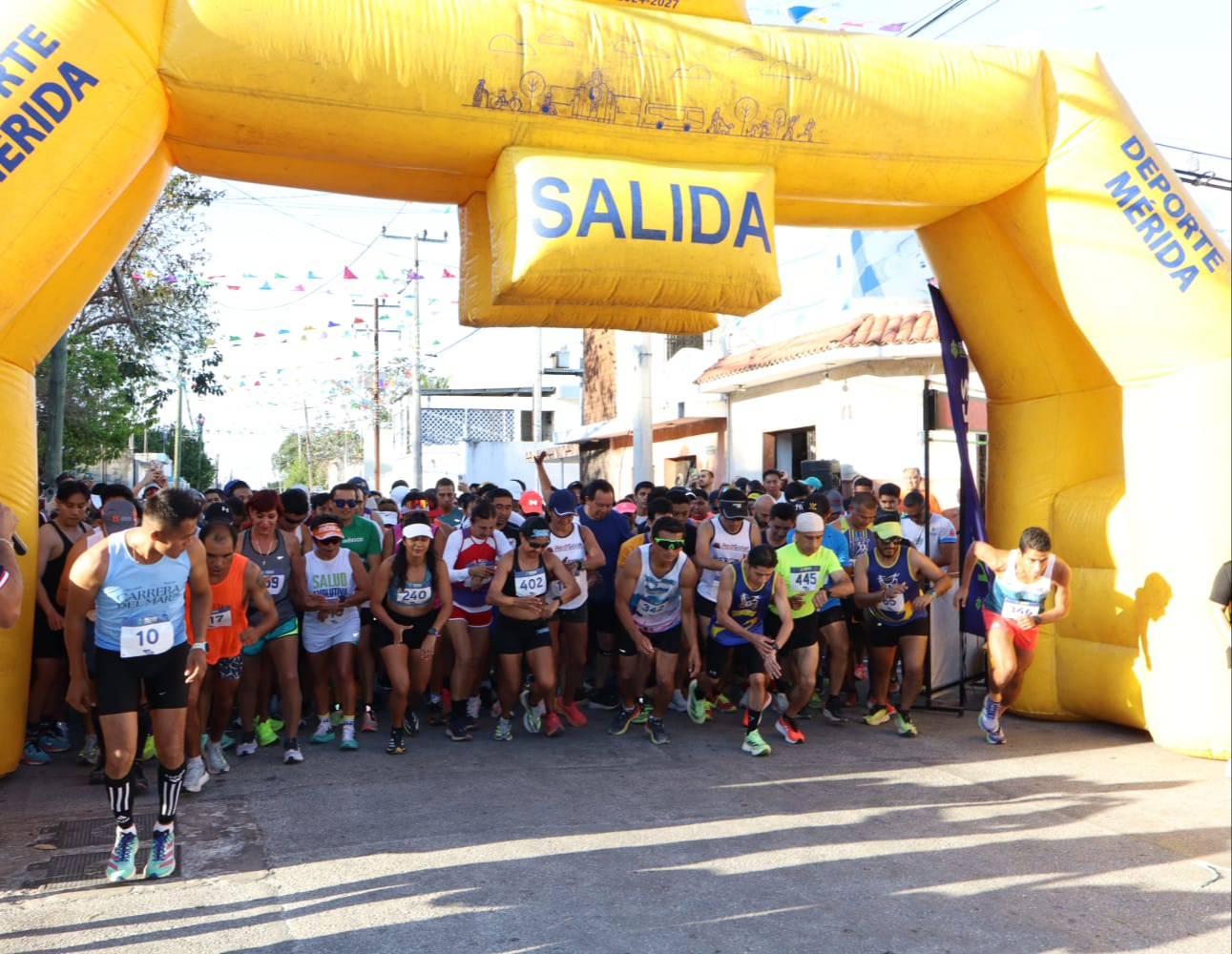 Más de 500 corredores participaron en la carrera para recordar a Pedro Infante. Más de 500 corredores participaron en la carrera para recordar a Pedro Infante.