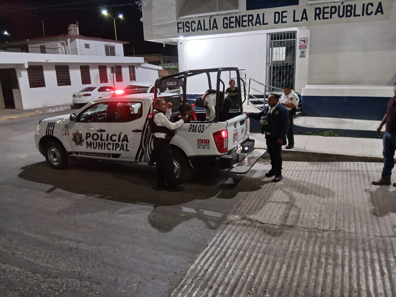 Detienen en Escárcega a hombre con arma de fuego en aparente estado de ebriedad