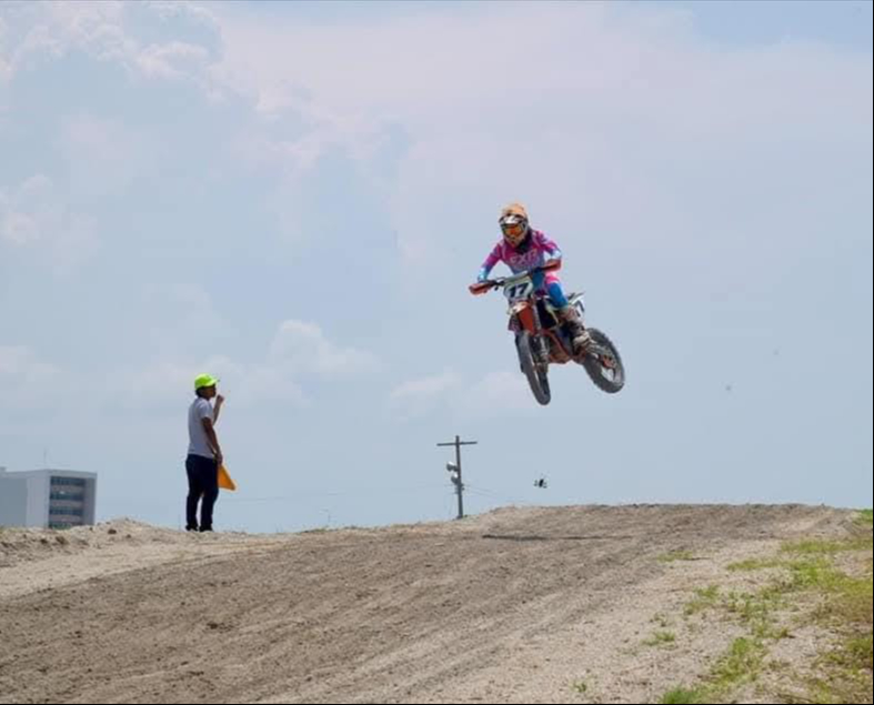 Pista en mal estado pone en riesgo el Campeonato de Motocross en Ciudad del Carmen