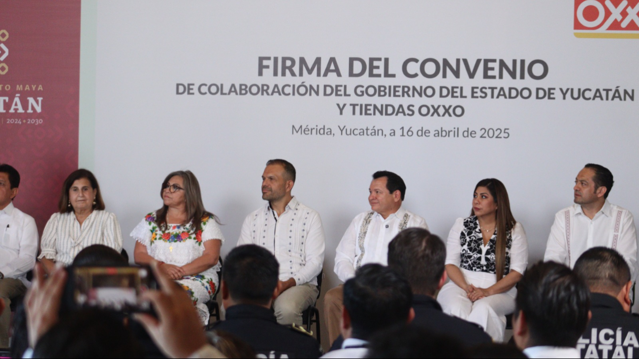 La firma de este convenio fue en el Palacio de Gobierno en Mérida La firma de este convenio fue en el Palacio de Gobierno en Mérida