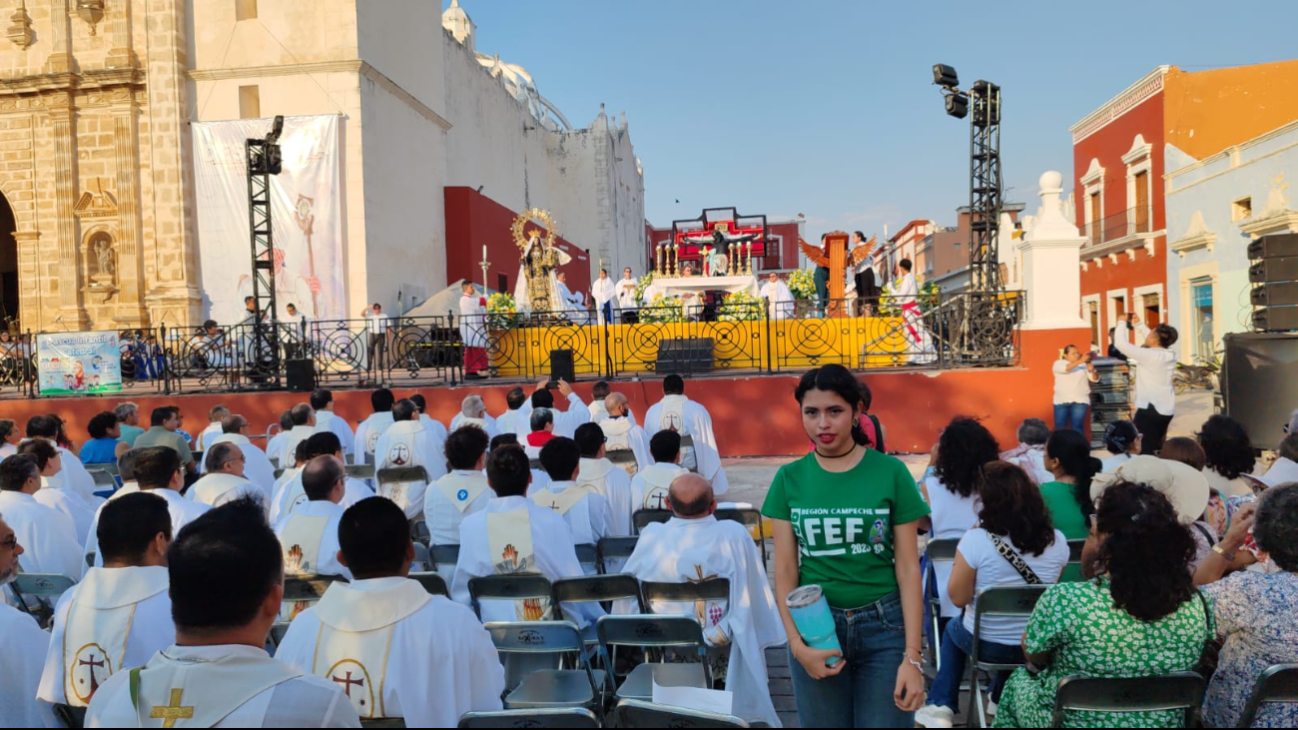Más de tres mil fieles asistieron a la misa de despedida de Monseñor José Francisco González González Más de tres mil fieles asistieron a la misa de despedida de Monseñor José Francisco González González