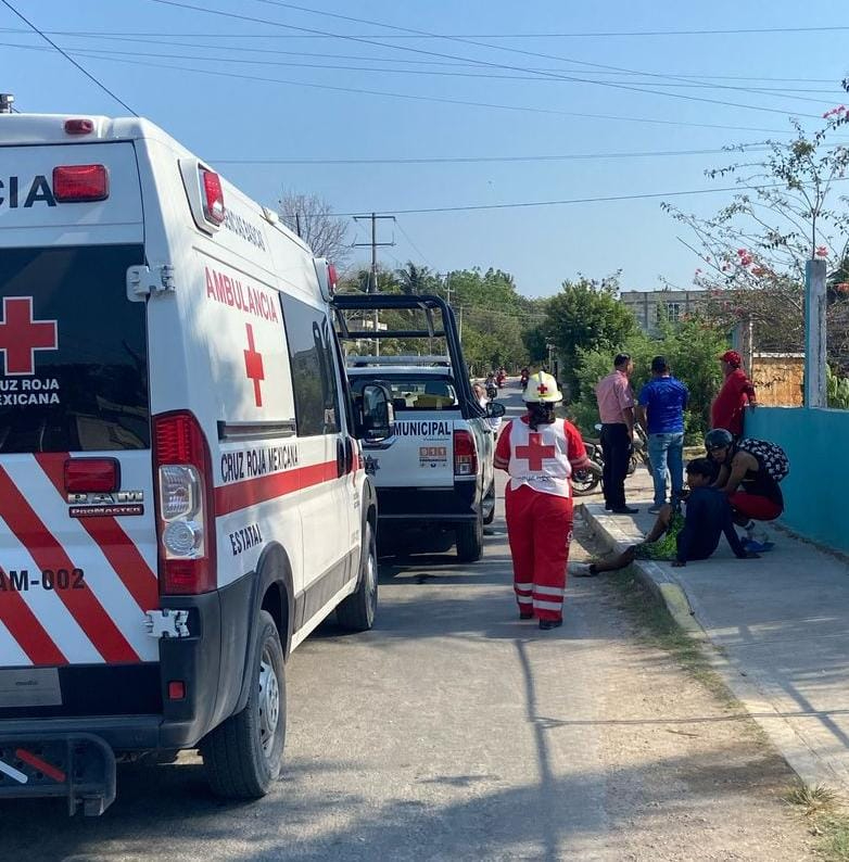 Otro accidente involucró a un motociclista de 17 años en “La Santa Cruz”, con lesiones menores Otro accidente involucró a un motociclista de 17 años en “La Santa Cruz”, con lesiones menores