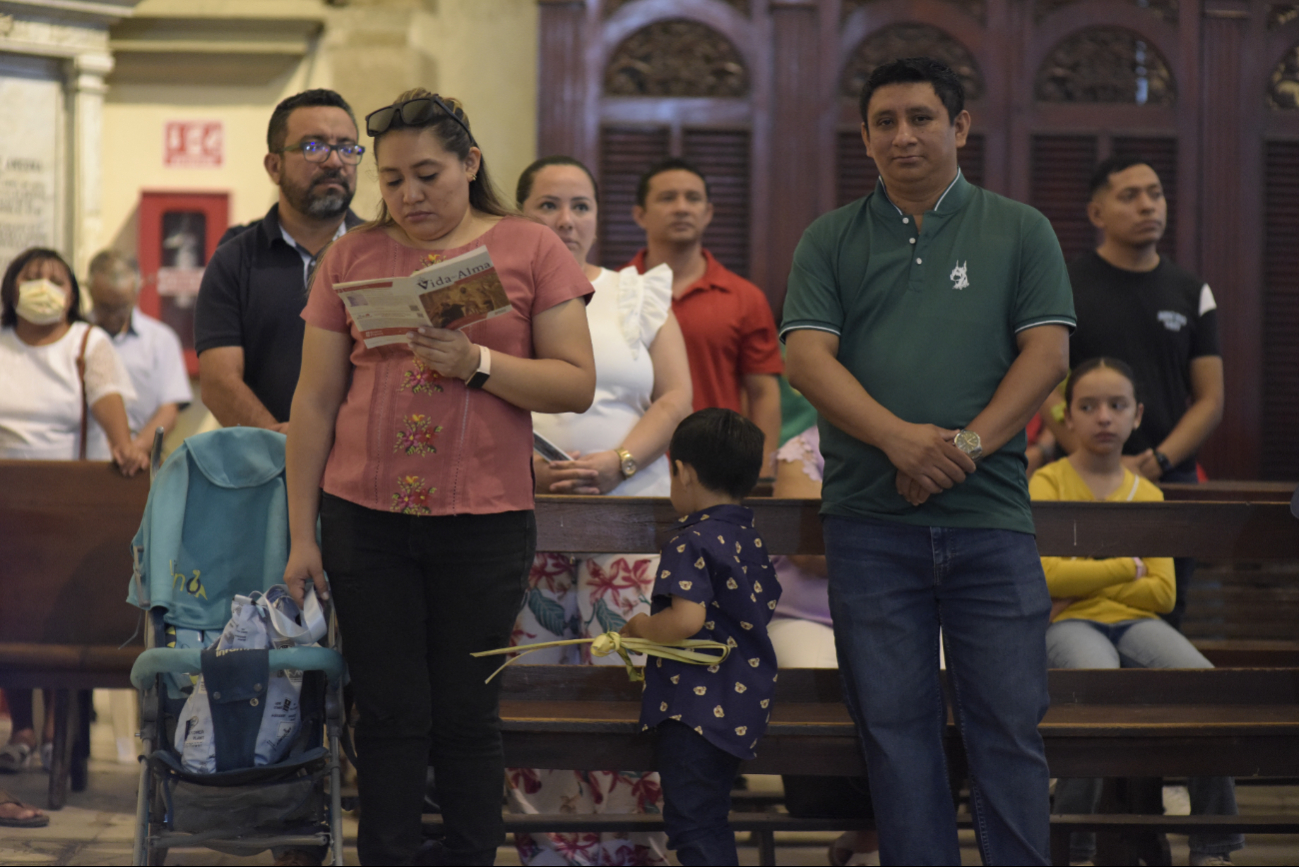 Más de mil 500 yucatecos se confesaron en la Catedral de Mérida por la Semana Santa