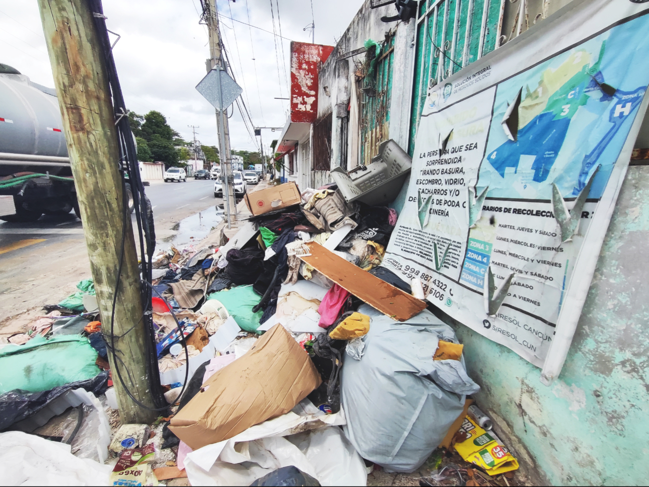 Calles sin atención por parte del Gobierno, y basura, caracterizan a varias Regiones Calles sin atención por parte del Gobierno, y basura, caracterizan a varias Regiones