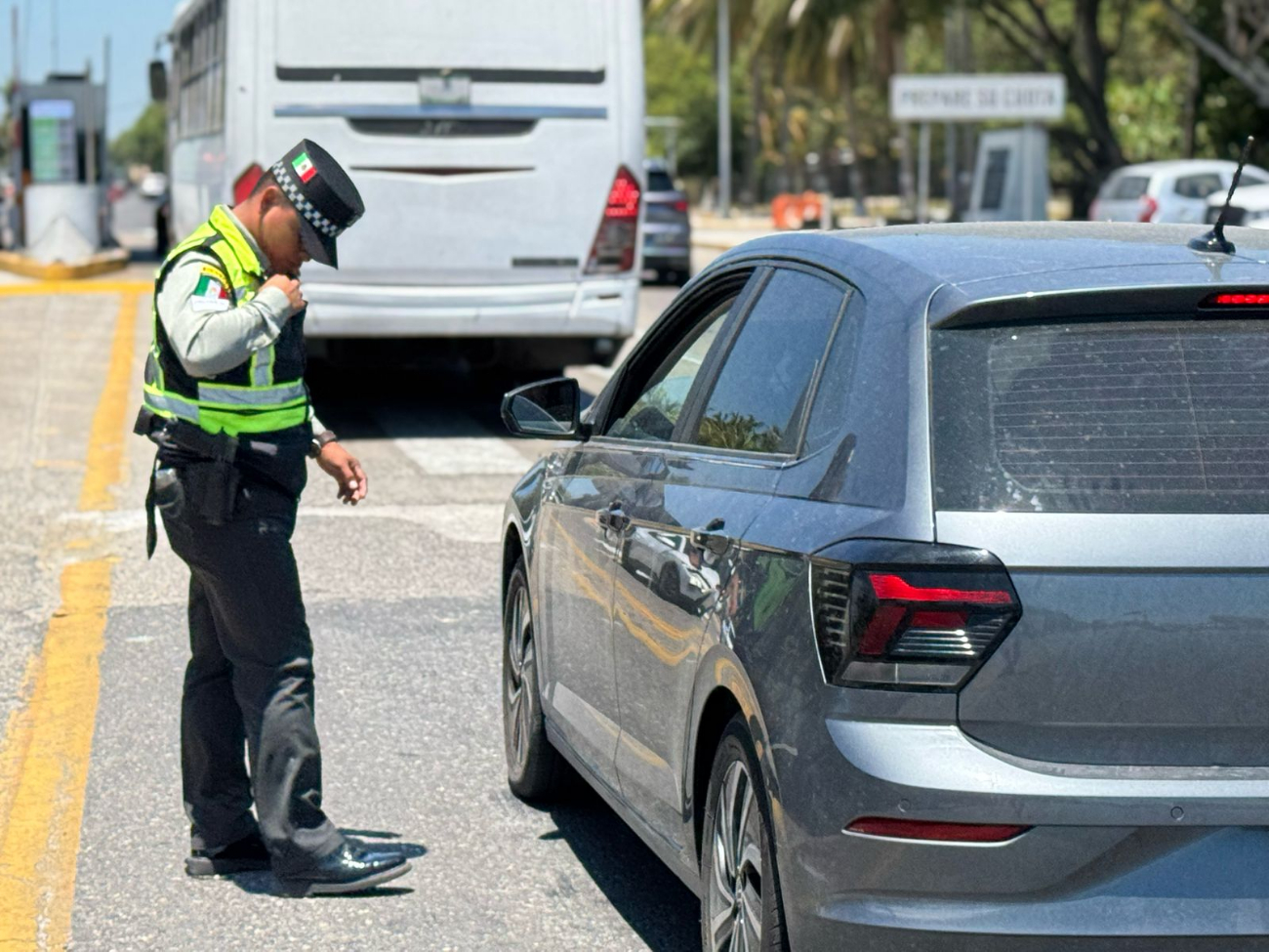 Inicia operativo de prevención y exhorto en carretera Inicia operativo de prevención y exhorto en carretera