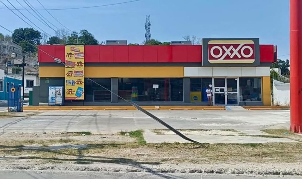 La crisis económica y la inseguridad en Campeche están afectando a empresas y negocios, dejando locales vacíos en la ciudad La crisis económica y la inseguridad en Campeche están afectando a empresas y negocios, dejando locales vacíos en la ciudad