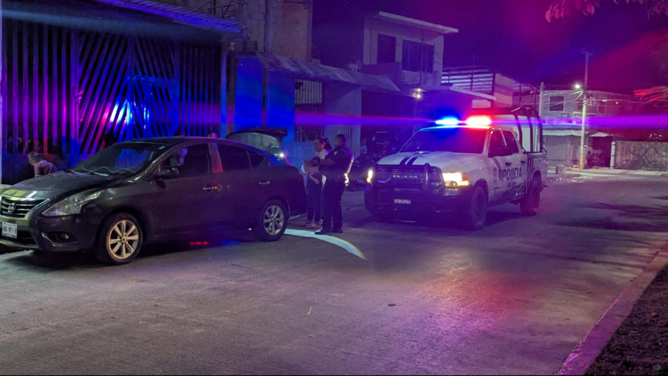 El auto negro involucrado también fue ubicado y detenido por las autoridades.