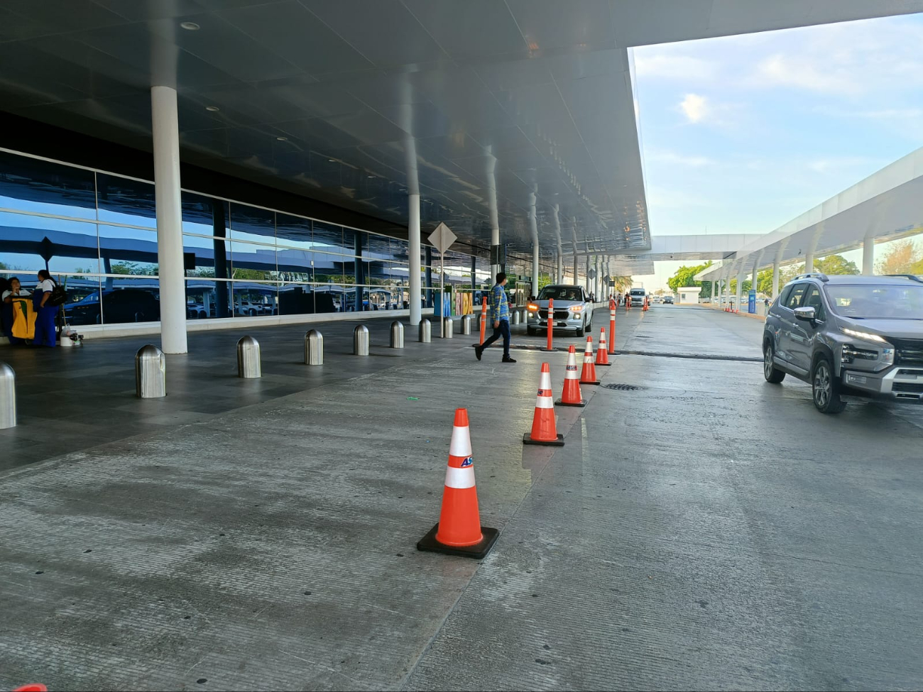 La jornada aérea incluyó vuelos internacionales hacia La Habana y Miami, entre otros destinos La jornada aérea incluyó vuelos internacionales hacia La Habana y Miami, entre otros destinos