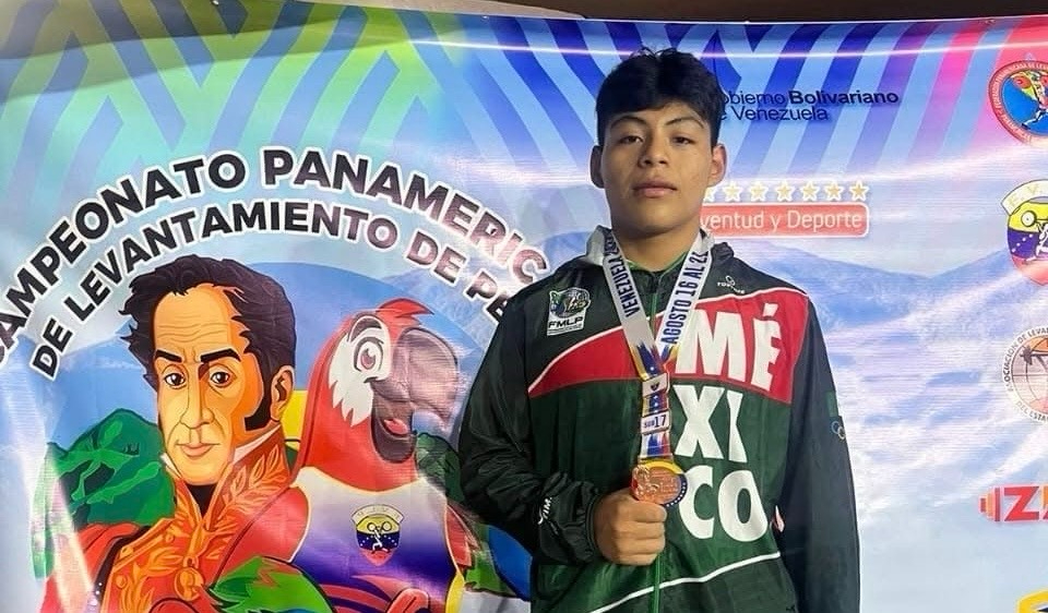 Tres campechanos rumbo al Mundial Juvenil de Levantamiento de Pesas en Perú
