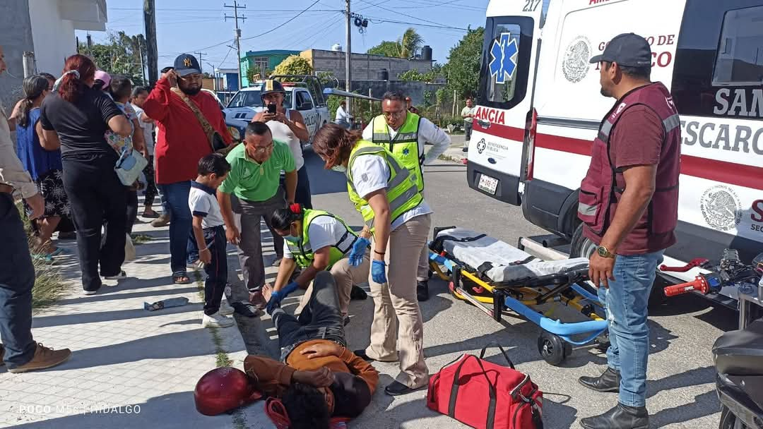 Motociclista lesionado tras accidente en cruce de calles 28 y 53 de Escárcega