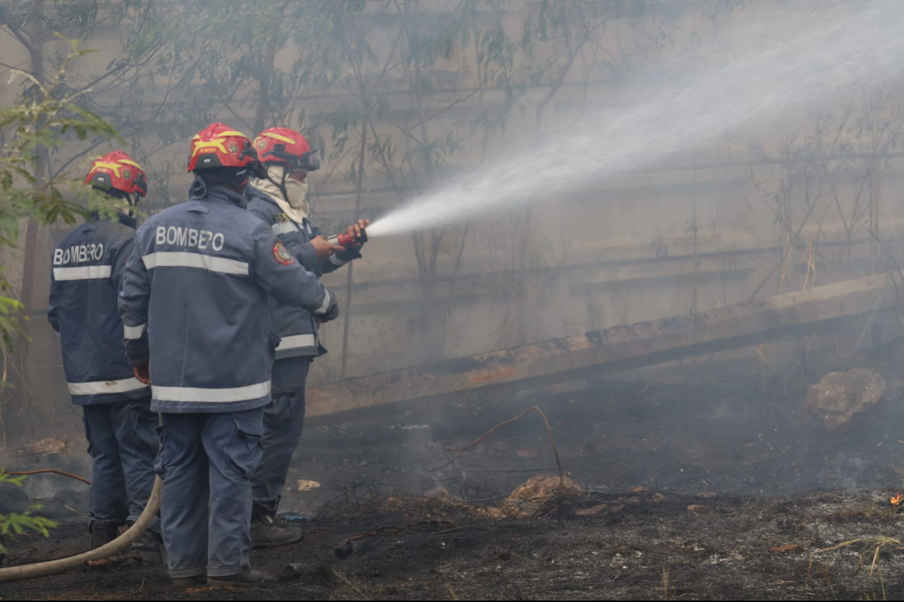 Bomberos de la SSP lograron sofocar el incendio Bomberos de la SSP lograron sofocar el incendio