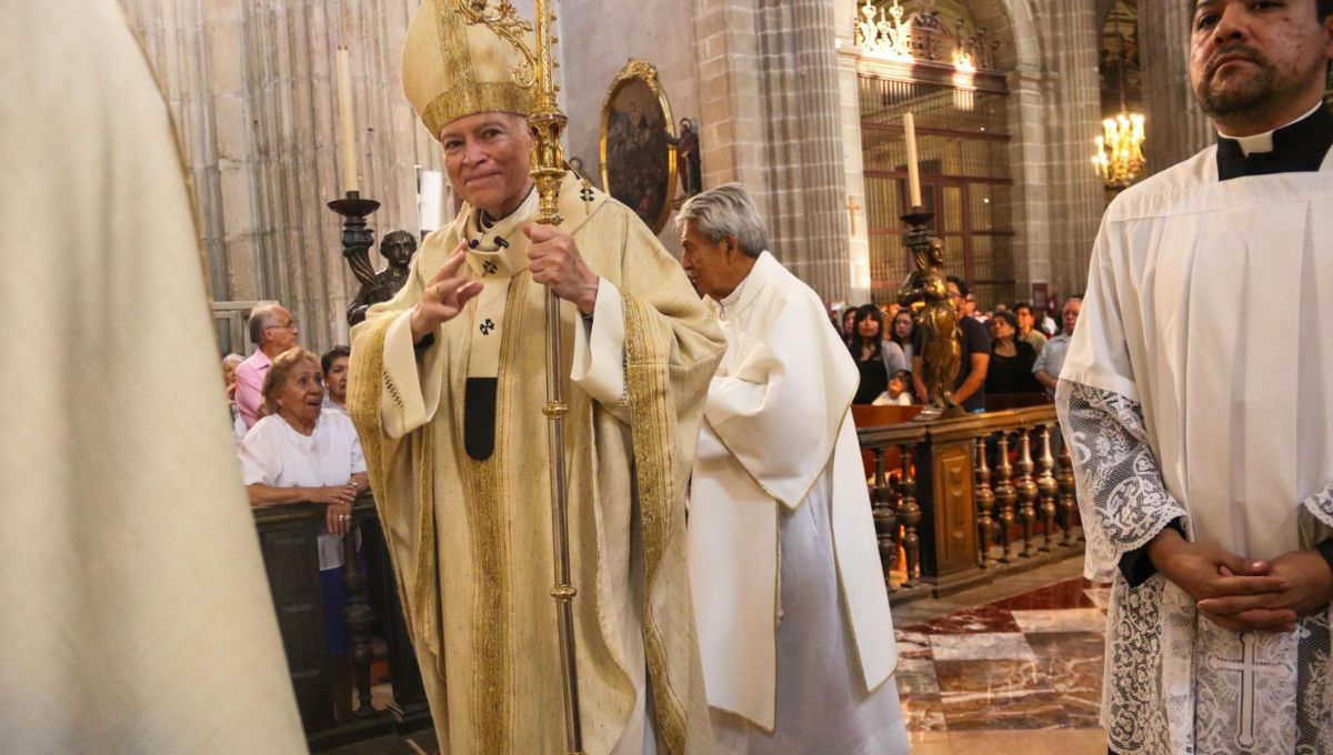 Carlos Aguiar Retes, arzobispo de México Carlos Aguiar Retes, arzobispo de México