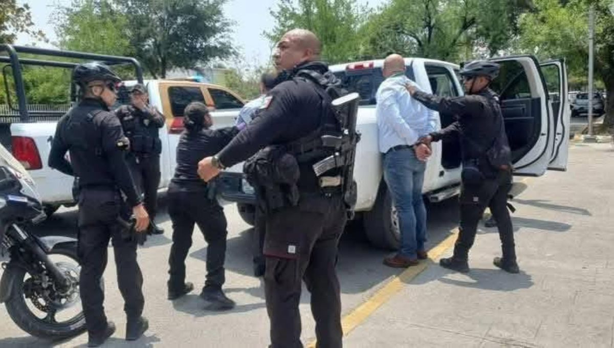 La Vocería de Seguridad de Tamaulipas confirmó la detención de Aranza Aguilar y su chofer, Jesús Adrián Sánchez La Vocería de Seguridad de Tamaulipas confirmó la detención de Aranza Aguilar y su chofer, Jesús Adrián Sánchez