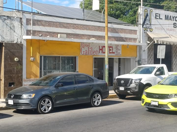 Se presume que el huésped murió por un infarto Se presume que el huésped murió por un infarto