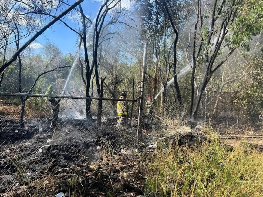 Persisten incendios forestales en colonias irregulares de Quintana Roo