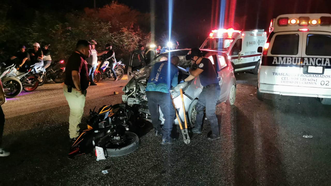 Agentes de la Guardia Nacional detuvieron al conductor del automóvil y lo pusieron a disposición del Ministerio Público Agentes de la Guardia Nacional detuvieron al conductor del automóvil y lo pusieron a disposición del Ministerio Público