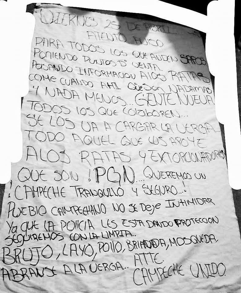 Aparece manta en Samulá, Campeche, señalando protección policial a narcomenudistas Aparece manta en Samulá, Campeche, señalando protección policial a narcomenudistas