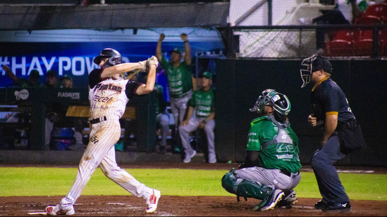 Con récord de cinco ganados y cuatro perdidos, los Piratas tienen una efectividad de .556 y ocupan el puesto de comodín Con récord de cinco ganados y cuatro perdidos, los Piratas tienen una efectividad de .556 y ocupan el puesto de comodín