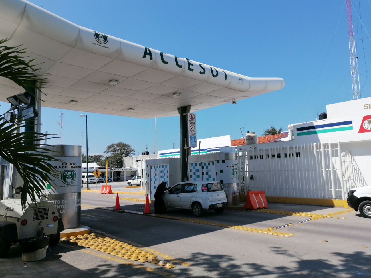 Pemex está en los suelos y arrastra a los trabajadores: Empresarios carmelitas