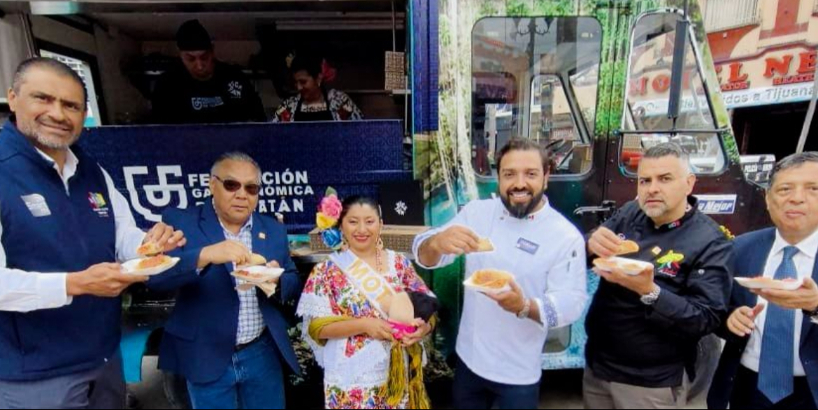 Ponen el sabor yucateco en el Tianguis Turístico 2025 en Tijuana con la cochinita pibil 