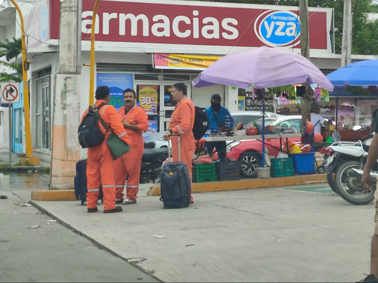 PEMEX no ha cumplido ni con empresas ni con obreros PEMEX no ha cumplido ni con empresas ni con obreros