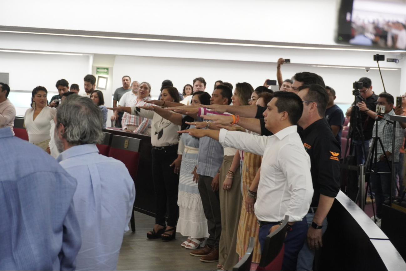Legisladores conmemoran 162 años de Campeche como estado libre y soberano