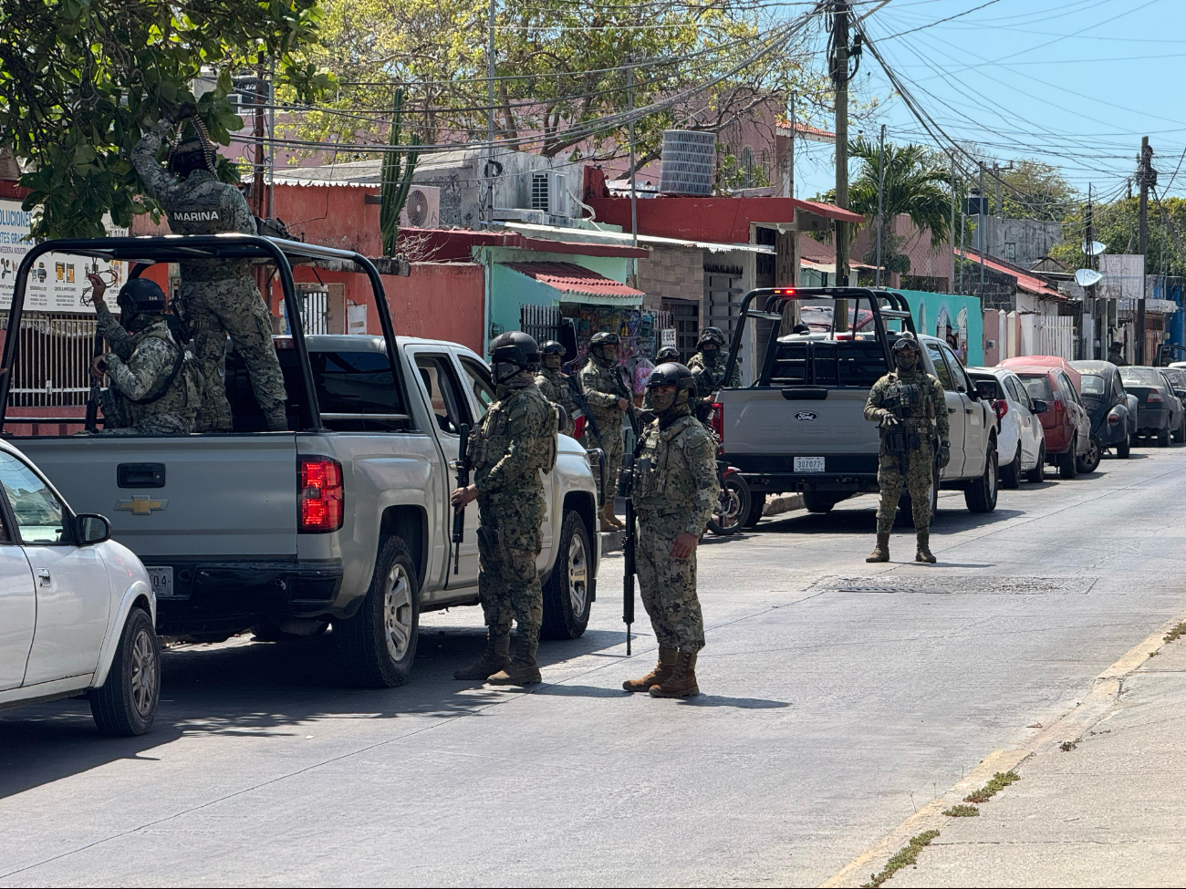 Movilización de fuerzas federales desata caos en la colonia Guadalupe Movilización de fuerzas federales desata caos en la colonia Guadalupe