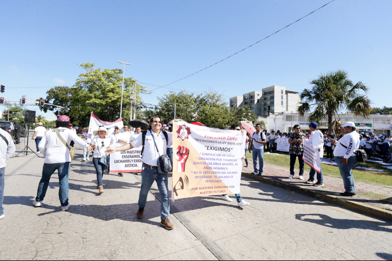 “Exigimos justicia y respeto": Profesores de Quintana Roo preparan nuevamente marchas para este jueves