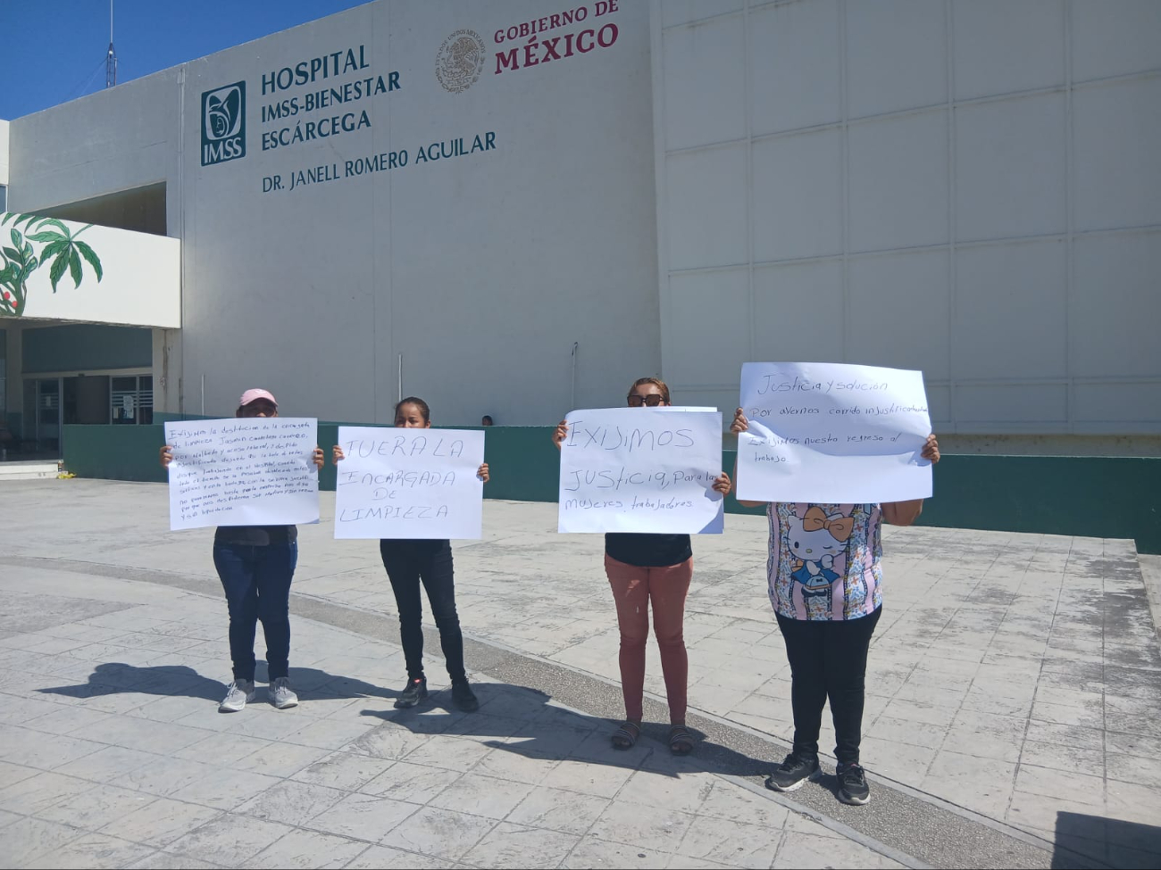 Trabajadoras acusan despidos injustificados y denuncian acoso laboral